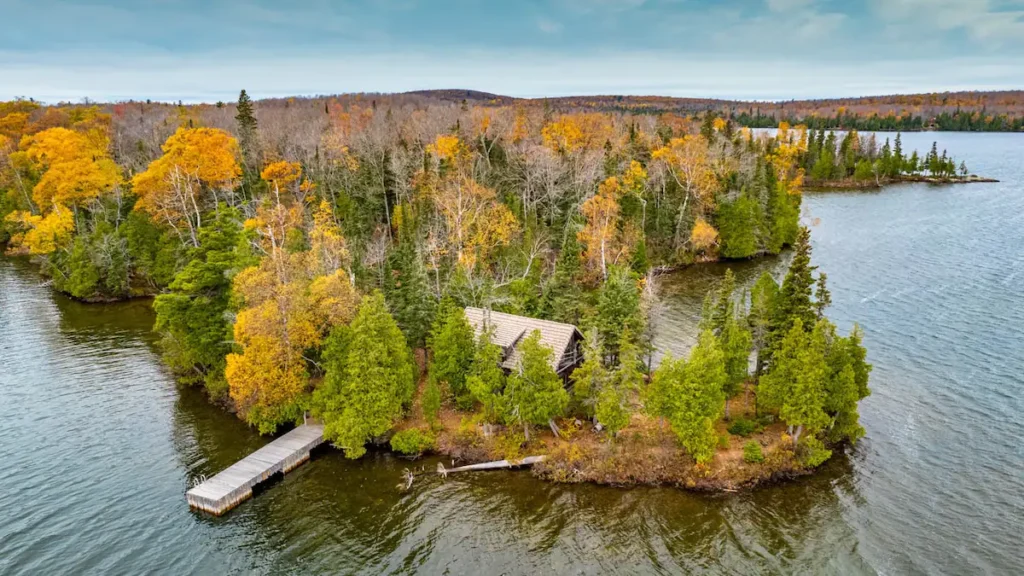 Michigan elopement airbns anam cara