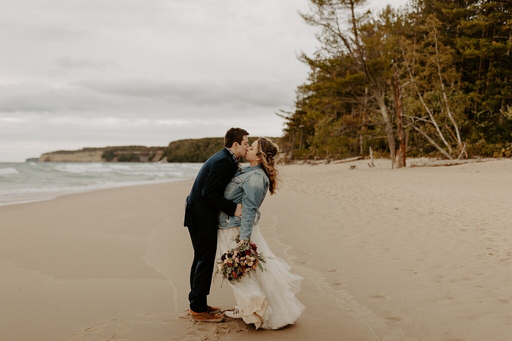 Fall Pictured Rocks Elopement Wedding