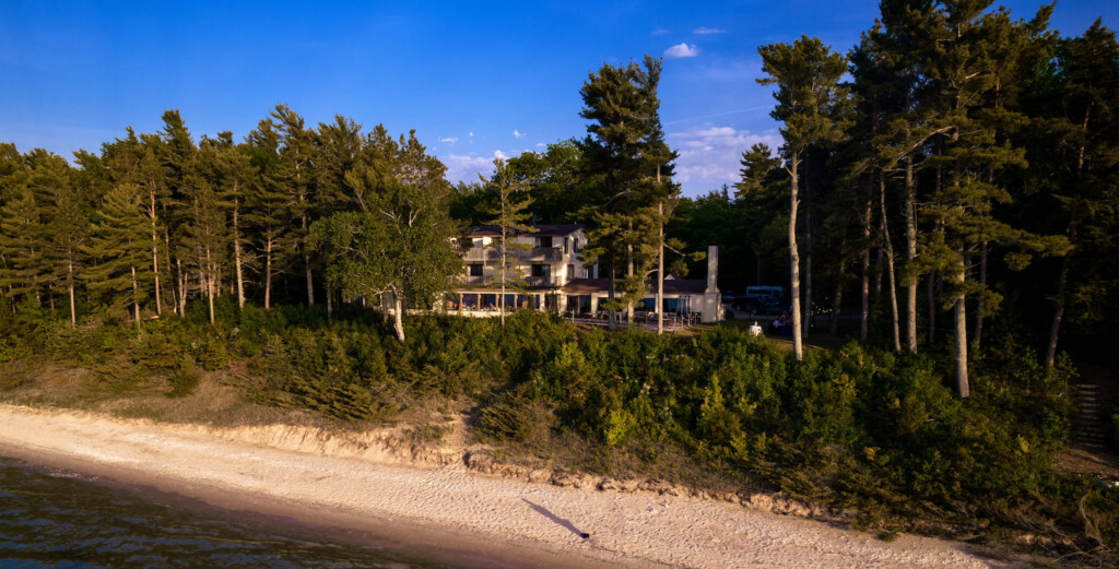 small wedding venues in michigan beaver island lodge
