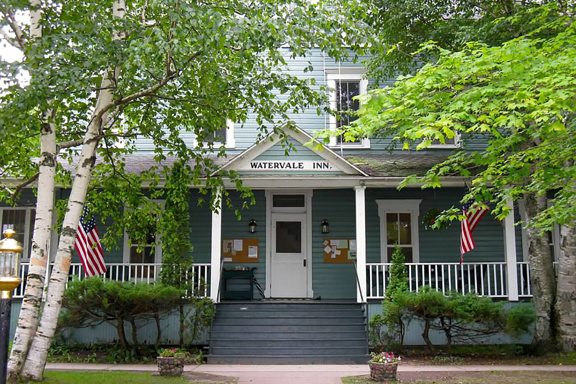 10 Unique Small Wedding Venues in Michigan - Steph Pickard Photo