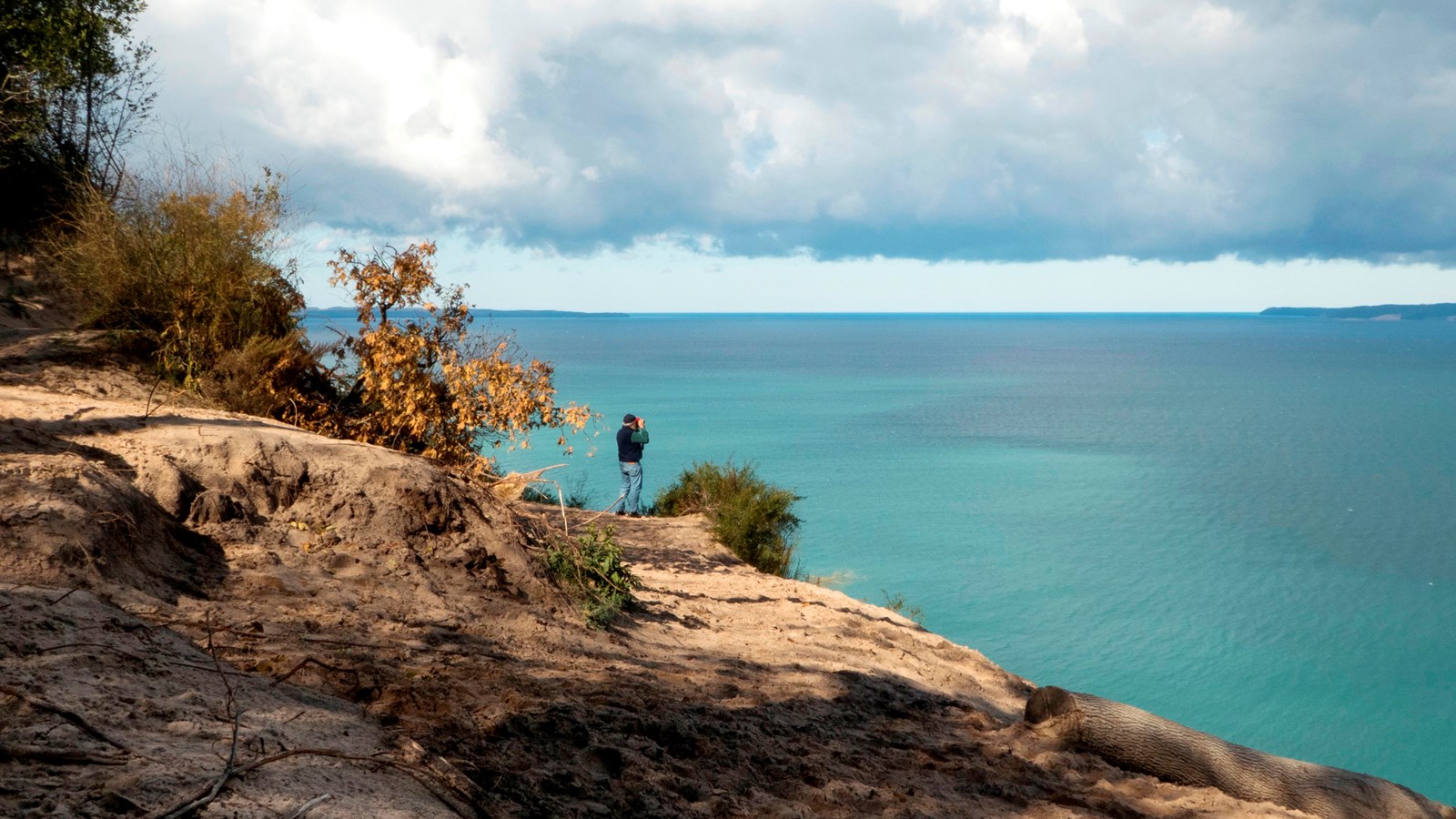 Complete Traverse City Elopement Guide: Plan Your Elopement