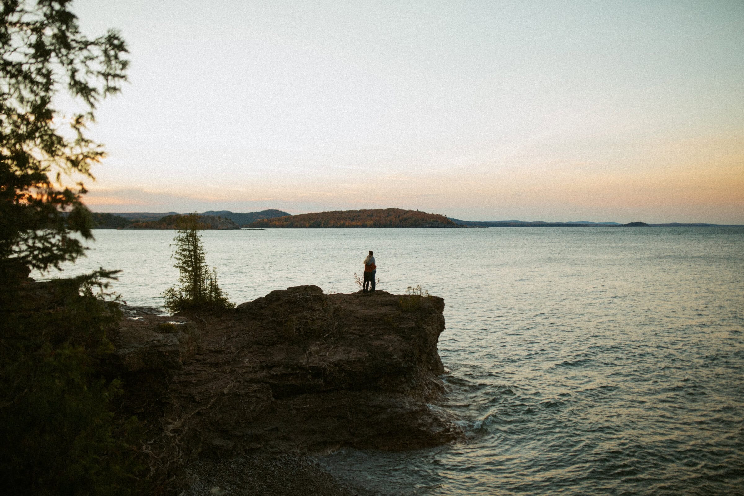 Couples on the Rocks on Presque Isle Black Rocks in Marquette
