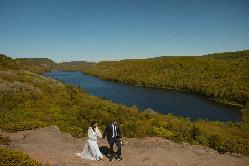 Porcupine Mountains Lake of the Clouds Micro Wedding